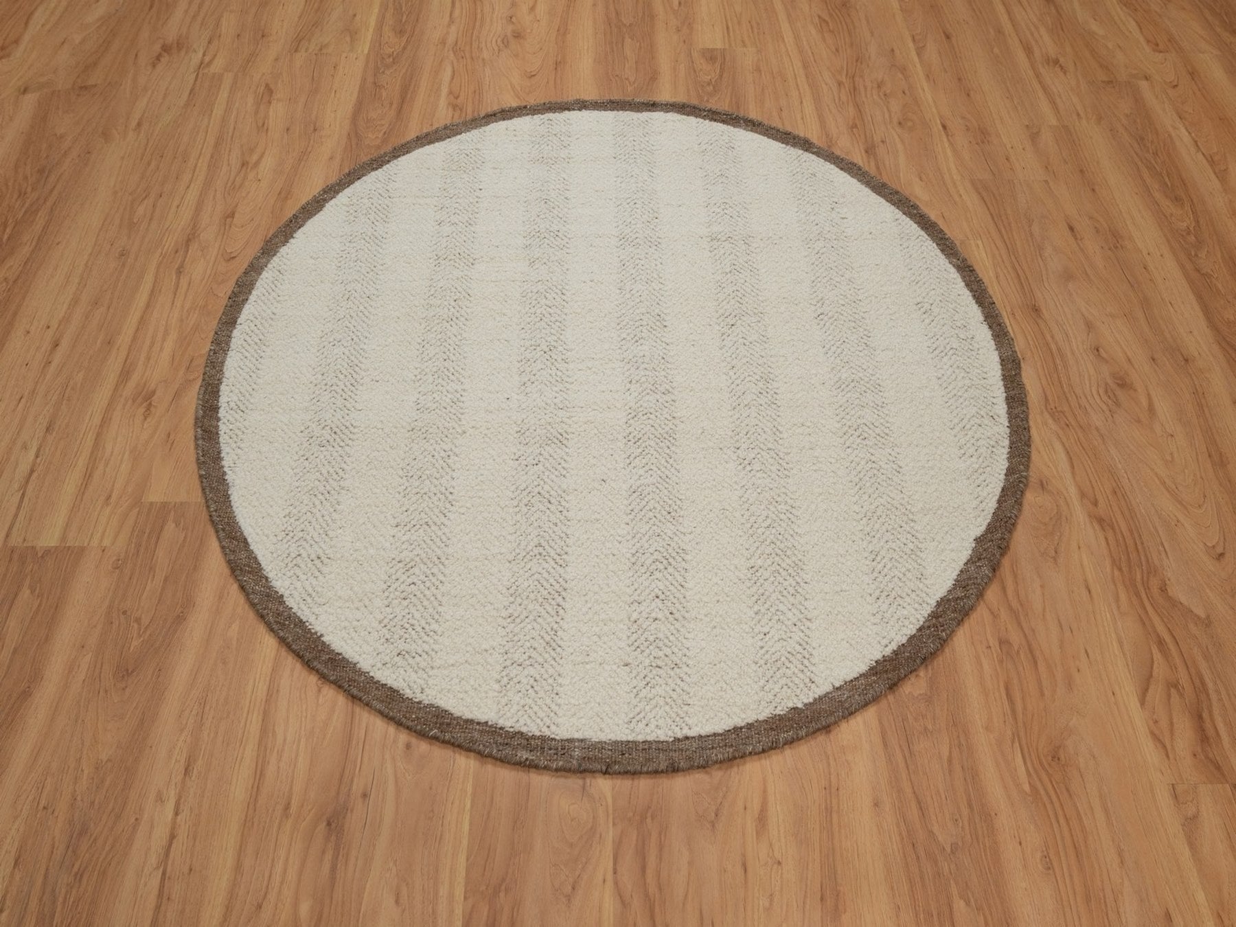 Modern / Contemporary hand-knotted wool rug in Ivory & Chocolate Brown, 5'1" x 5'1" — SKU O092280 (view 2)