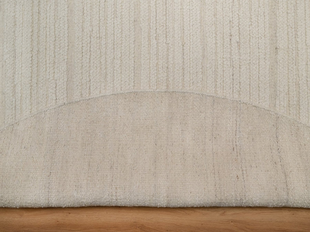 Modern / Contemporary hand-knotted wool rug in Ivory, 8' x 8' — SKU O092296 (view 4)