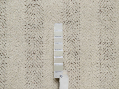 Modern / Contemporary hand-knotted wool rug in Ivory & Chocolate Brown, 7'9" x 7'9" — SKU O092298 (view 7)