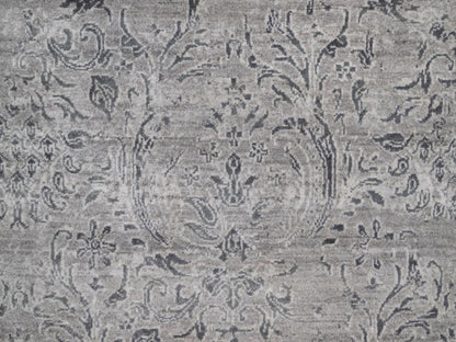 Transitional hand-knotted wool/silk rug in Gray, 3' x 5'1" — SKU O092302 (view 5)