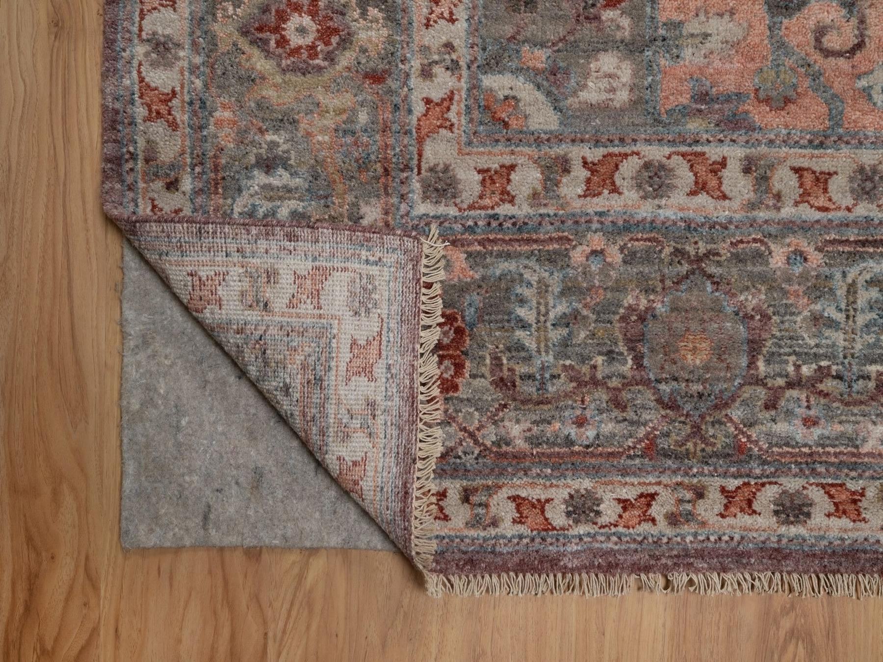 Heriz Heriz hand-knotted wool rug in Red & Gray, 8'11" x 11'8" — SKU O092307 (view 4)