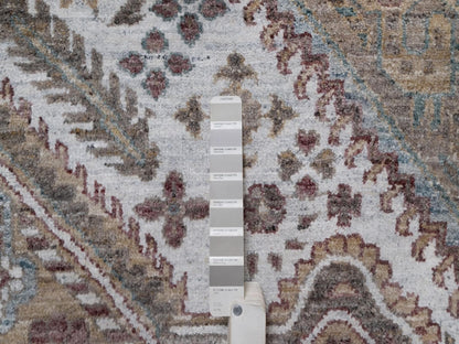 Shiraz Tribal & Geometric hand-knotted wool rug in Ivory, 9'9" x 13'9" — SKU O092308 (view 7)
