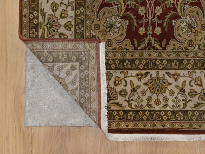 Kashan Fine Oriental hand-knotted wool rug in Red & Ivory, 5' x 7'2" — SKU O092326 (view 3)