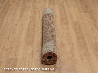 Fine Oriental hand-knotted wool/silk rug in Red & Beige, 5'6" x 7'9" — SKU O092327 (view 6)