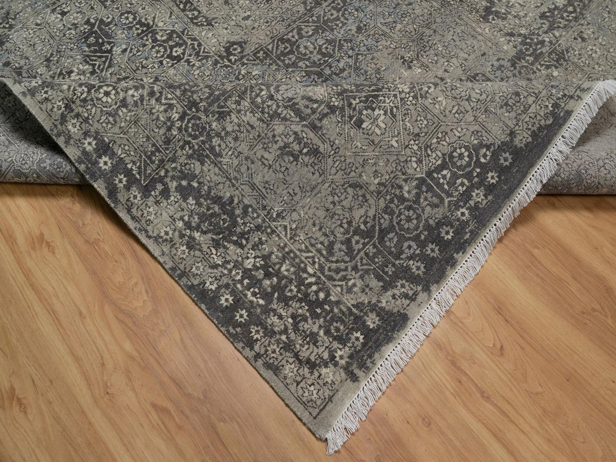 Mamluk Mamluk hand-knotted wool rug in Gray, 7'10" x 9'11" — SKU O092331 (view 6)