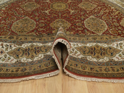 Kashan Fine Oriental hand-knotted wool rug in Red & Ivory, 9' x 9' — SKU O092334 (view 5)