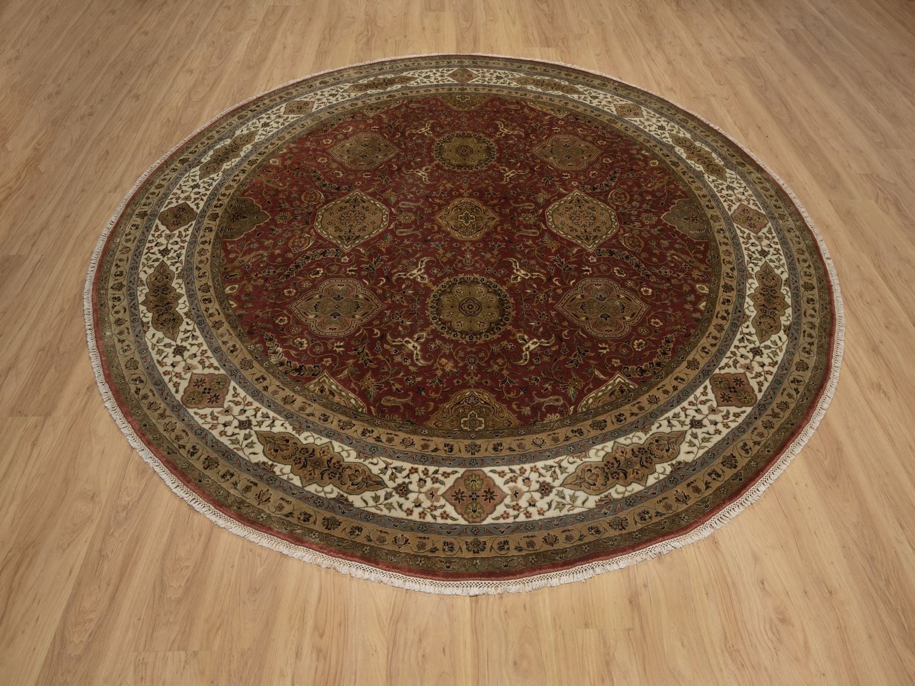 Red 9'1" x 9'1" Fine Oriental Hand knotted Wool Rug - Sku: O092340