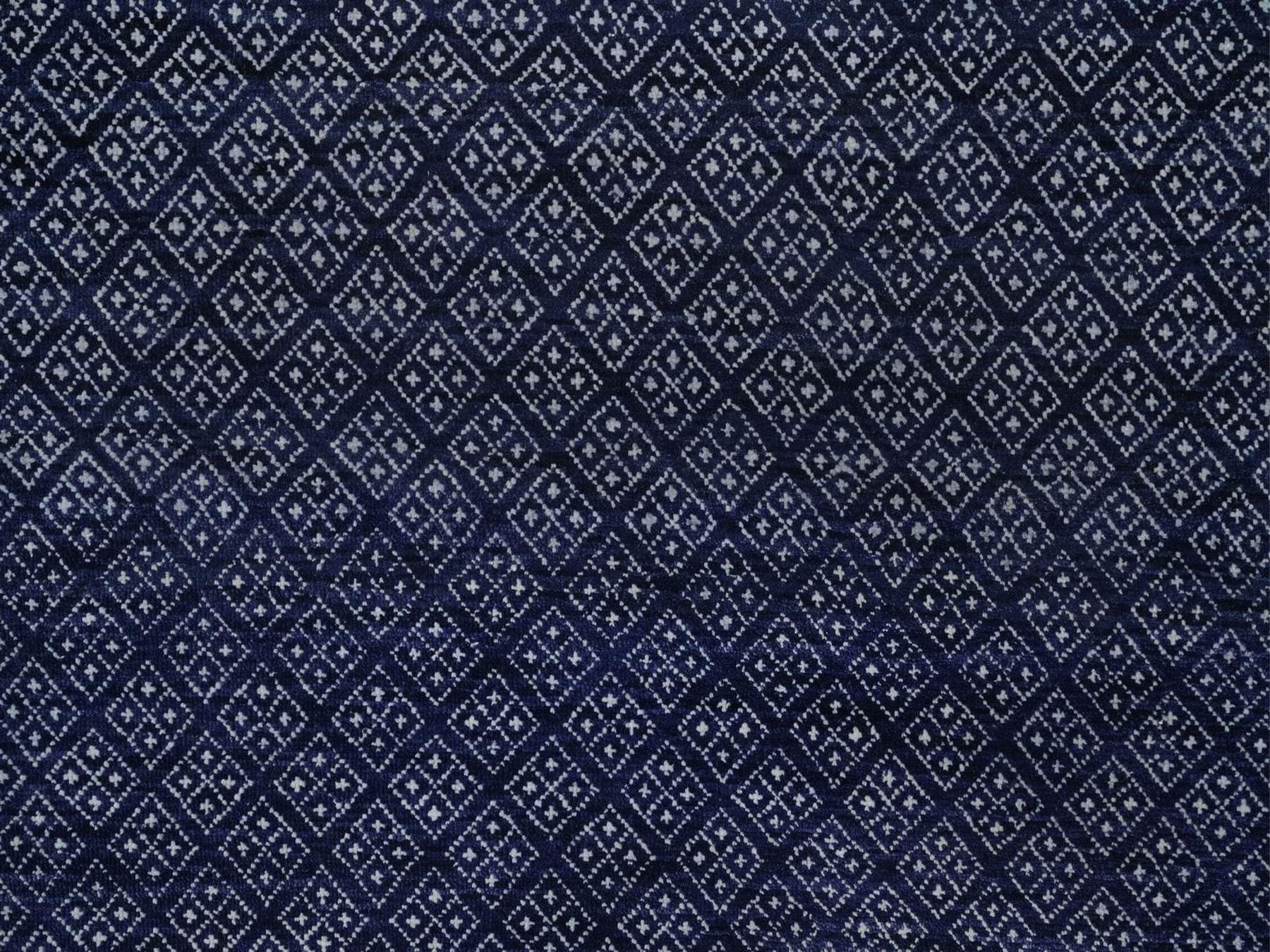 Modern / Contemporary hand-knotted wool rug in Blue, 9' x 11'7" — SKU O092342 (view 8)