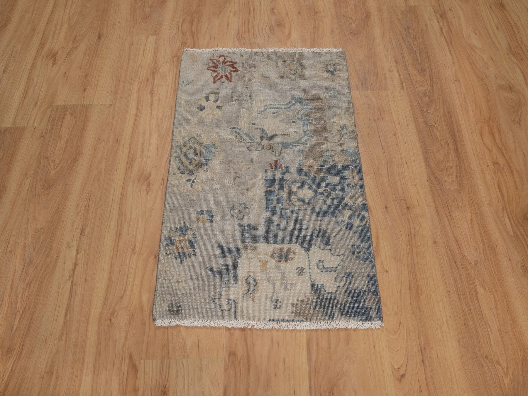 Oushak Oushak hand-knotted wool rug in Gray, 1'11" x 2'11" — SKU O092345 (view 2)