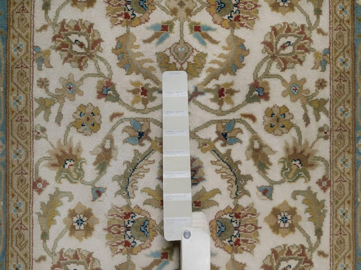 Kashan Fine Oriental hand-knotted wool runner in Ivory & Blue, 3'1" x 18' — SKU O092351 (view 4)