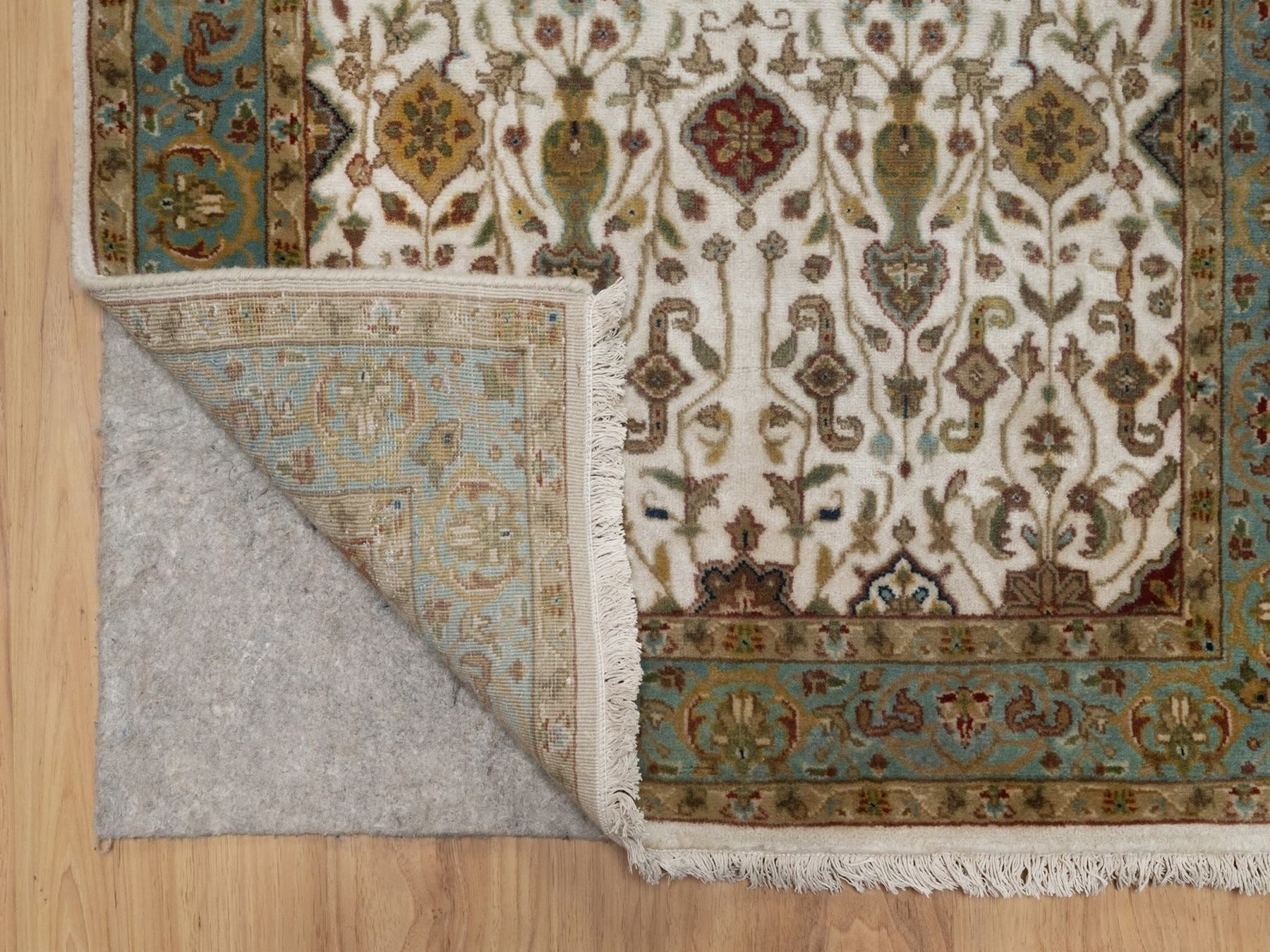 Tabriz Fine Oriental hand-knotted wool runner in Ivory & Blue, 2'8" x 19'4" — SKU O092353 (view 3)