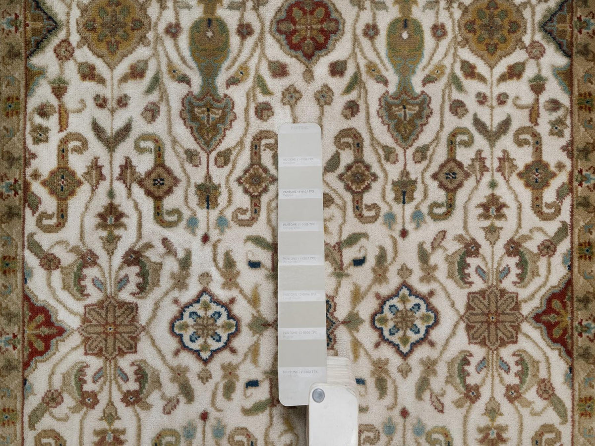 Tabriz Fine Oriental hand-knotted wool runner in Ivory & Blue, 2'8" x 19'4" — SKU O092353 (view 4)