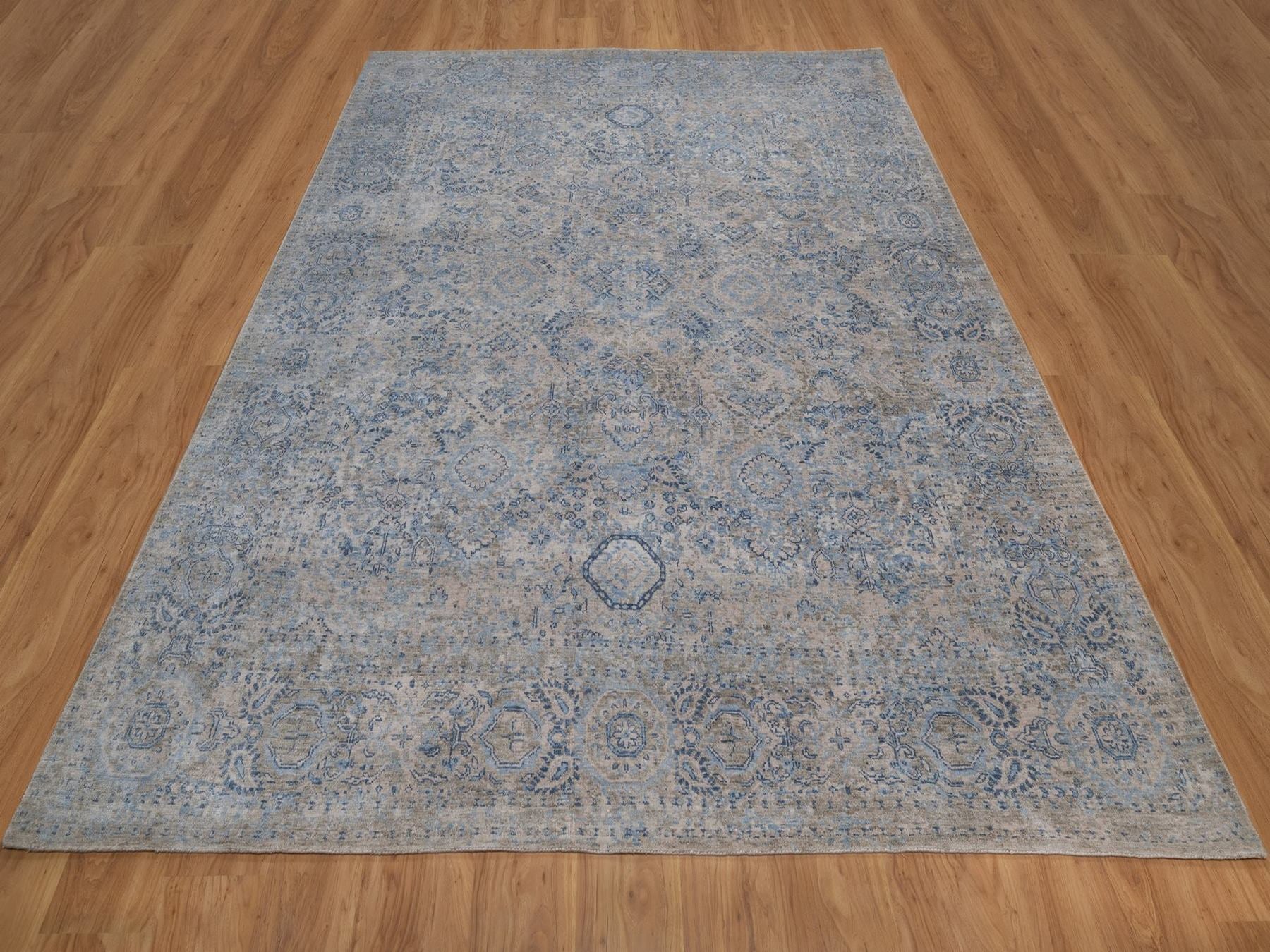 Modern / Contemporary hand-knotted silk rug in Gray, 8' x 10'2" — SKU O092355 (view 2)