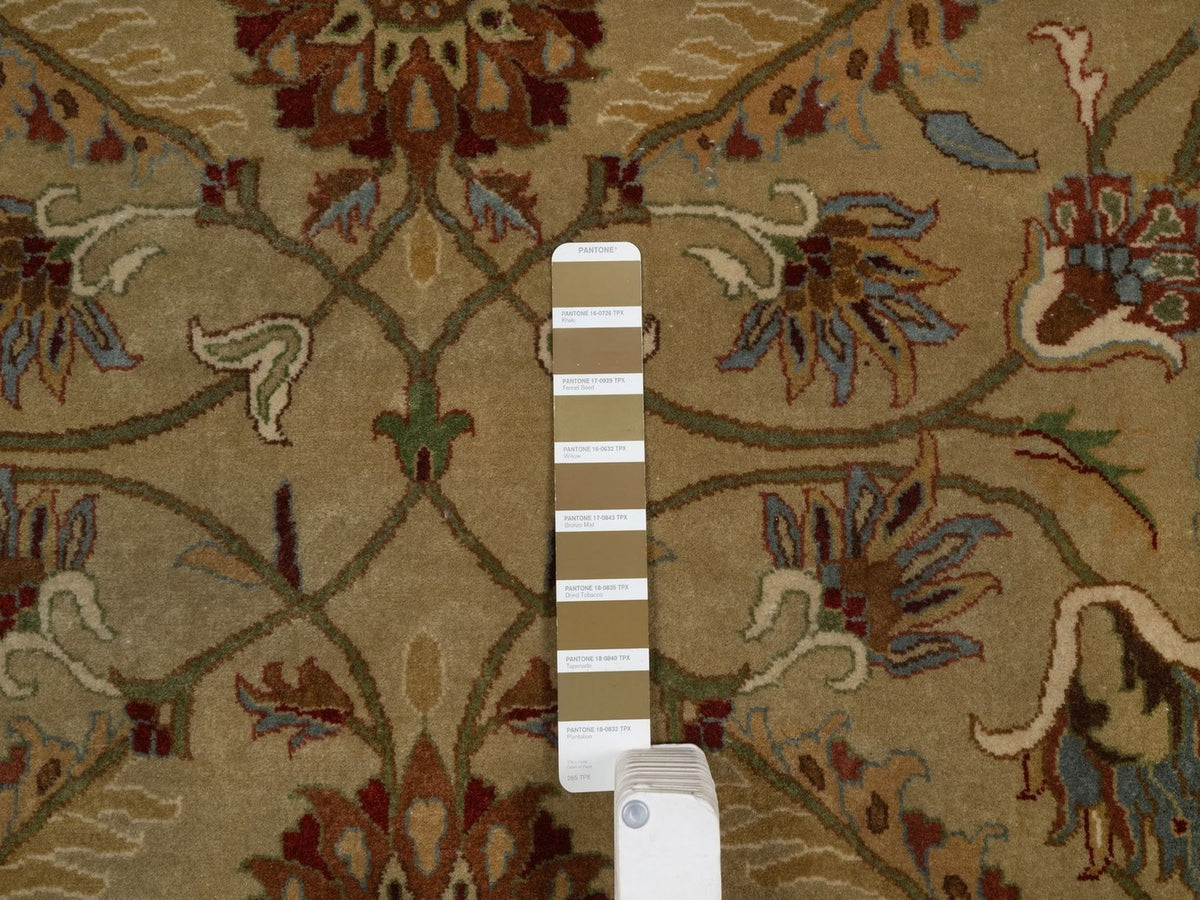 Kashan Fine Oriental hand-knotted wool rug in Brown & Golden Brown, 9'1" x 11'10" — SKU O092359 (view 7)