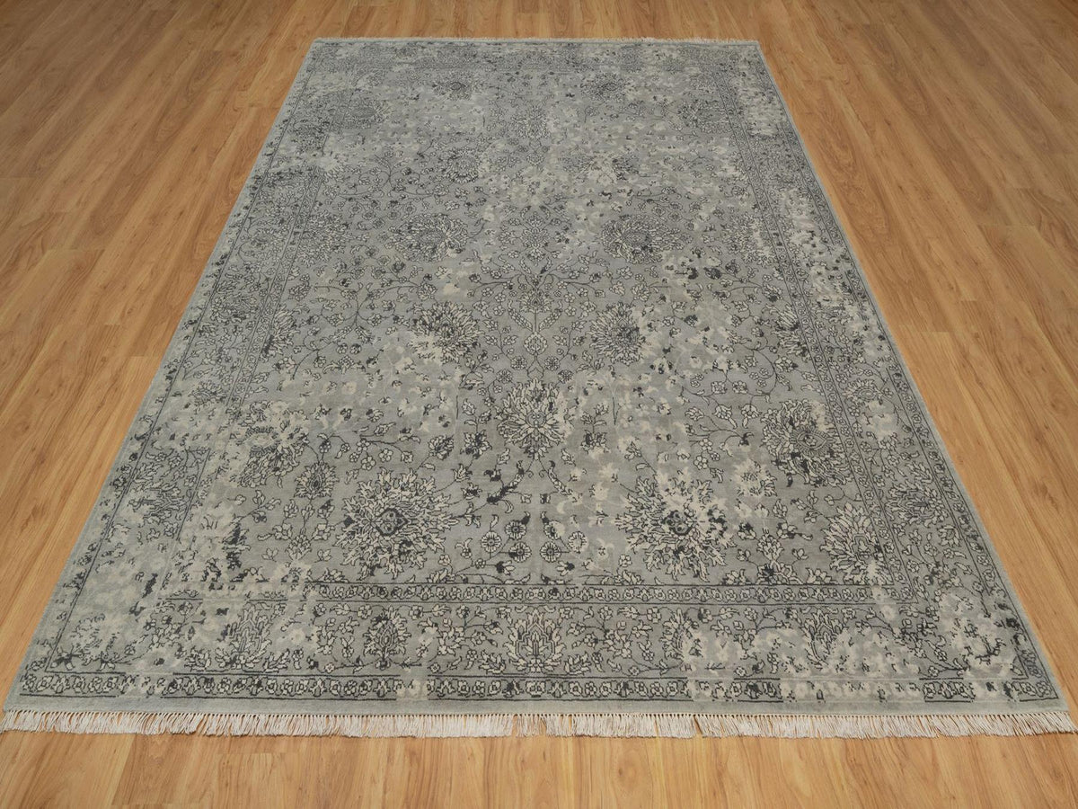 Kashan Transitional hand-knotted wool rug in Gray, 8' x 10'1" — SKU O092370 (view 2)