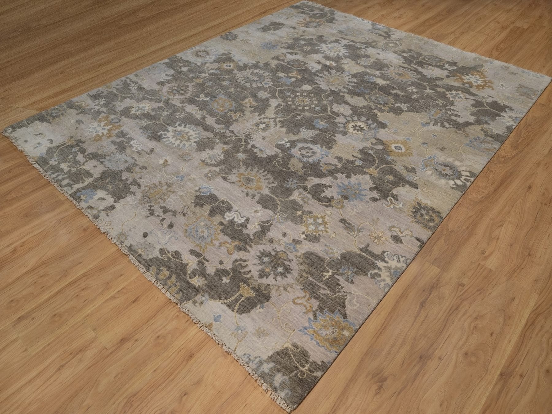 Oushak Oushak hand-knotted wool rug in Brown, 8' x 10'1" — SKU O092372 (view 3)