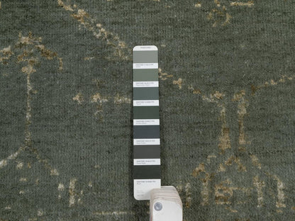 Green 2'0" x 2'0" Modern and Contemporary Hand knotted Wool/Silk Rug - Sku: O092376