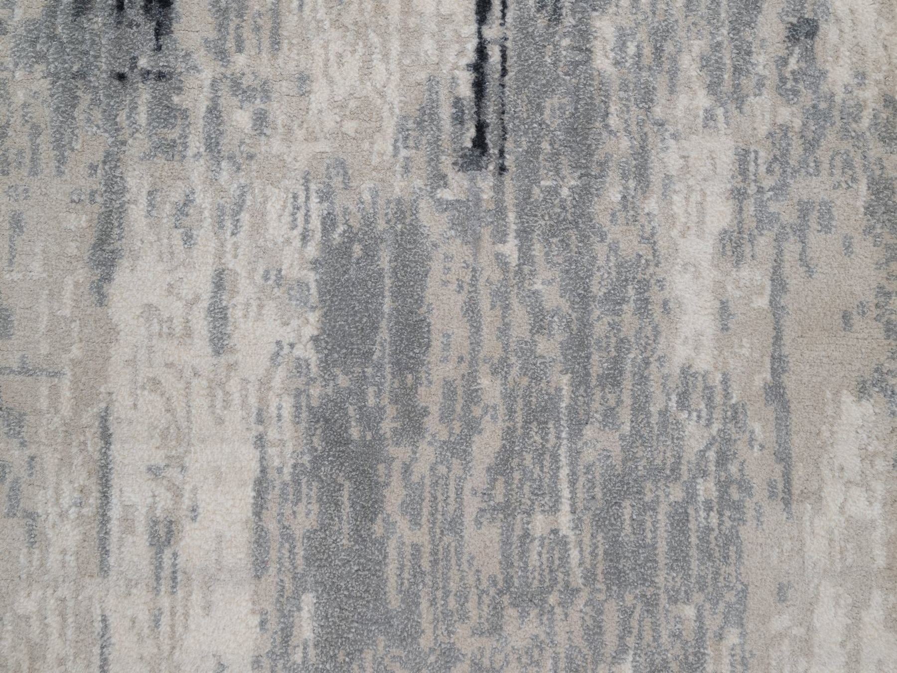 Modern / Contemporary hand-knotted wool/silk runner in Gray, 2'6" x 11'10" — SKU O092381 (view 5)