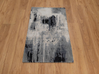 Ivory 2'0" x 3'0" Modern / Contemporary Hand knotted Wool/Silk Rug - Sku: O092382