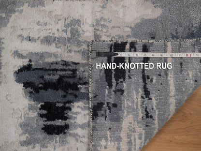 Ivory 2'0" x 3'0" Modern / Contemporary Hand knotted Wool/Silk Rug - Sku: O092382