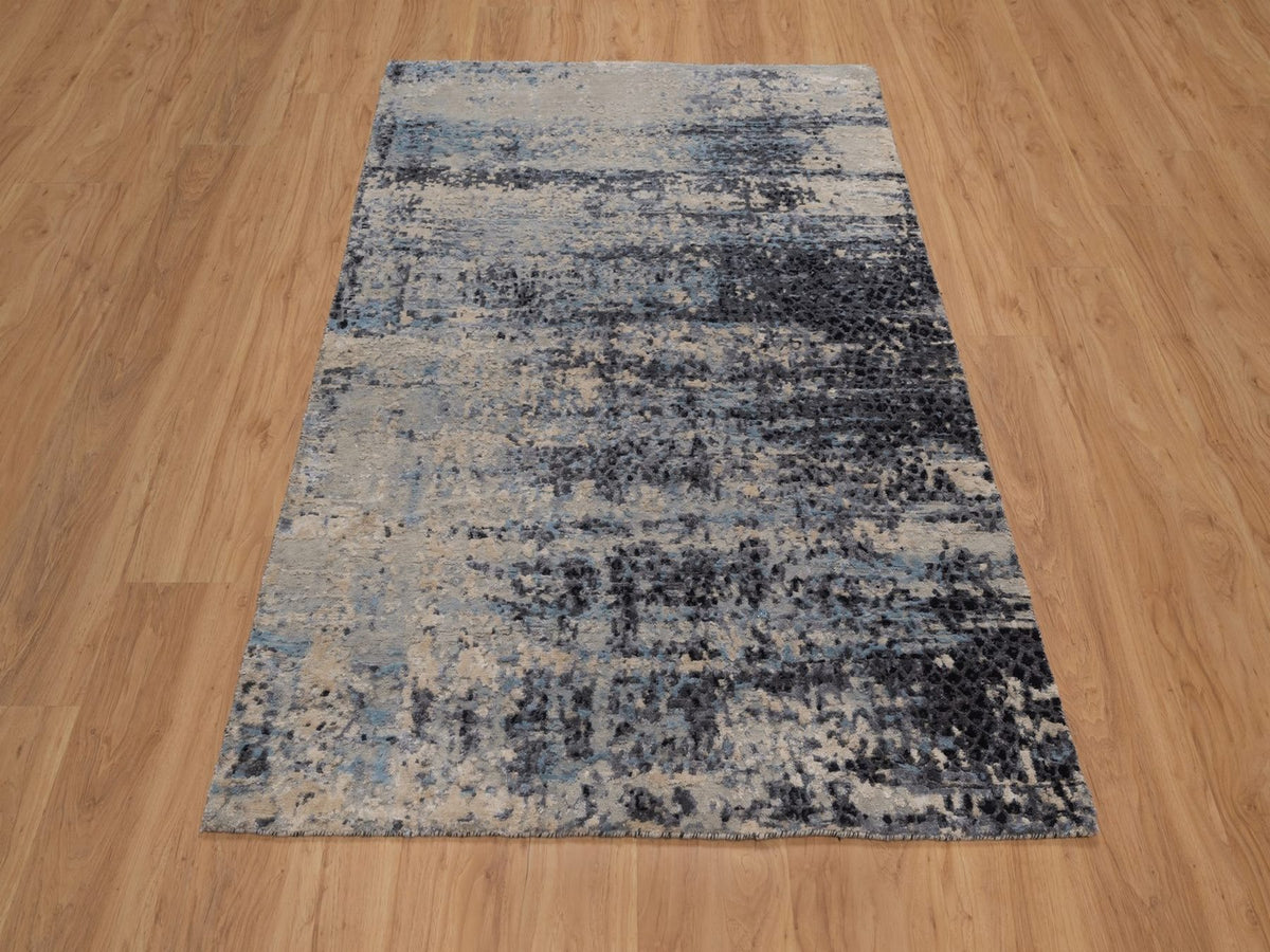 Modern / Contemporary hand-knotted wool/silk rug in Gray, 3'10" x 5'11" — SKU O092384 (view 2)