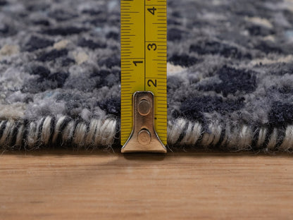 Modern / Contemporary hand-knotted wool/silk rug in Gray, 3'10" x 5'11" — SKU O092384 (view 7)