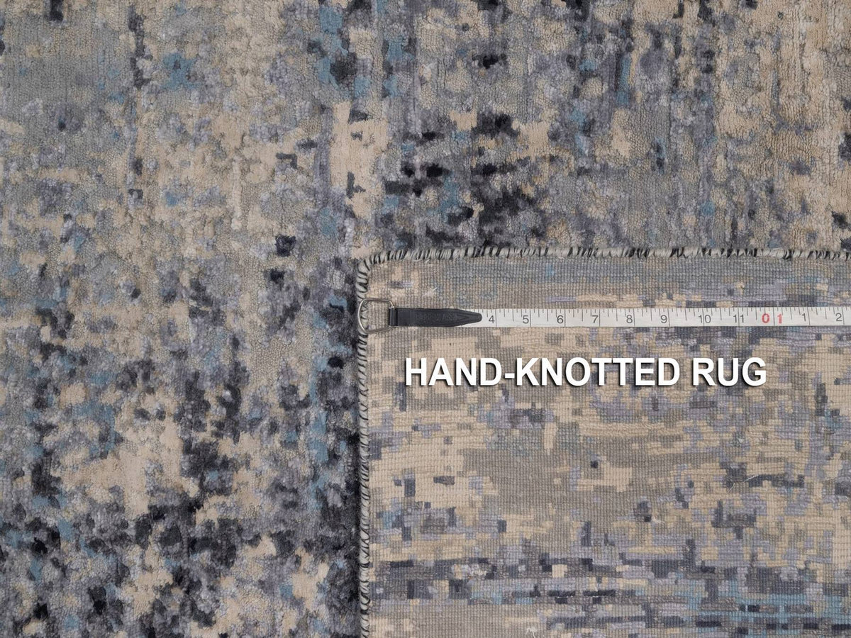 Modern / Contemporary hand-knotted wool/silk rug in Gray, 3'10" x 5'11" — SKU O092384 (view 8)