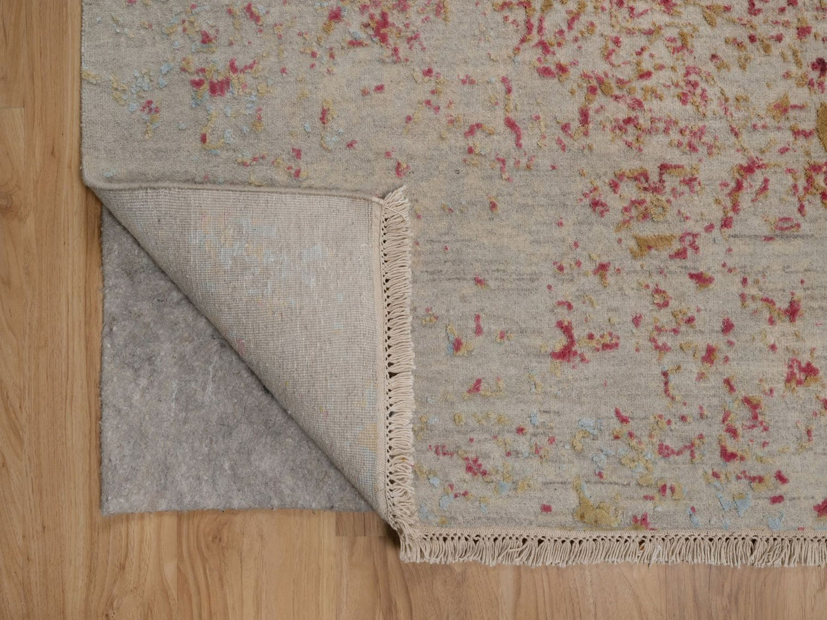 Modern / Contemporary hand-knotted wool/silk rug in Pink, 7'11" x 9'10" — SKU O092390 (view 4)