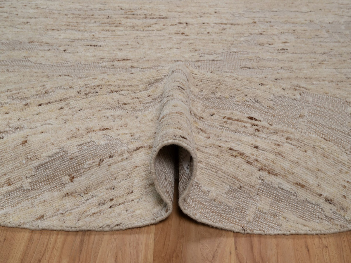 Modern / Contemporary hand-knotted wool rug in Ivory, 8' x 8' — SKU O092392 (view 5)