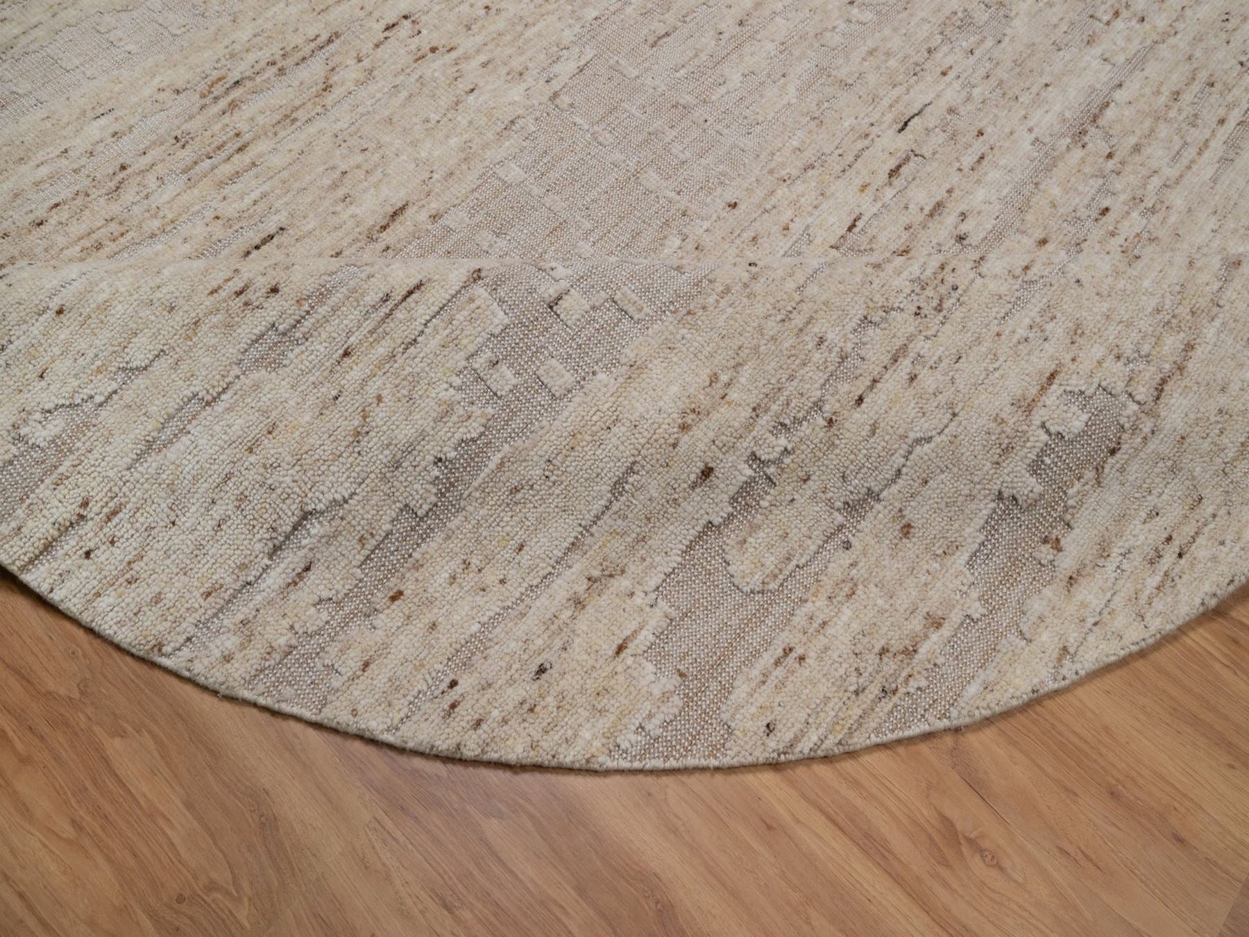Modern / Contemporary hand-knotted wool rug in Ivory, 8' x 8' — SKU O092392 (view 6)