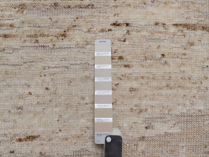 Modern / Contemporary hand-knotted wool rug in Ivory, 8' x 8' — SKU O092392 (view 7)