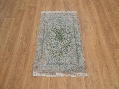 Green 2'0" x 3'1" Modern and Contemporary Hand knotted Wool/Silk Rug - Sku: O092395
