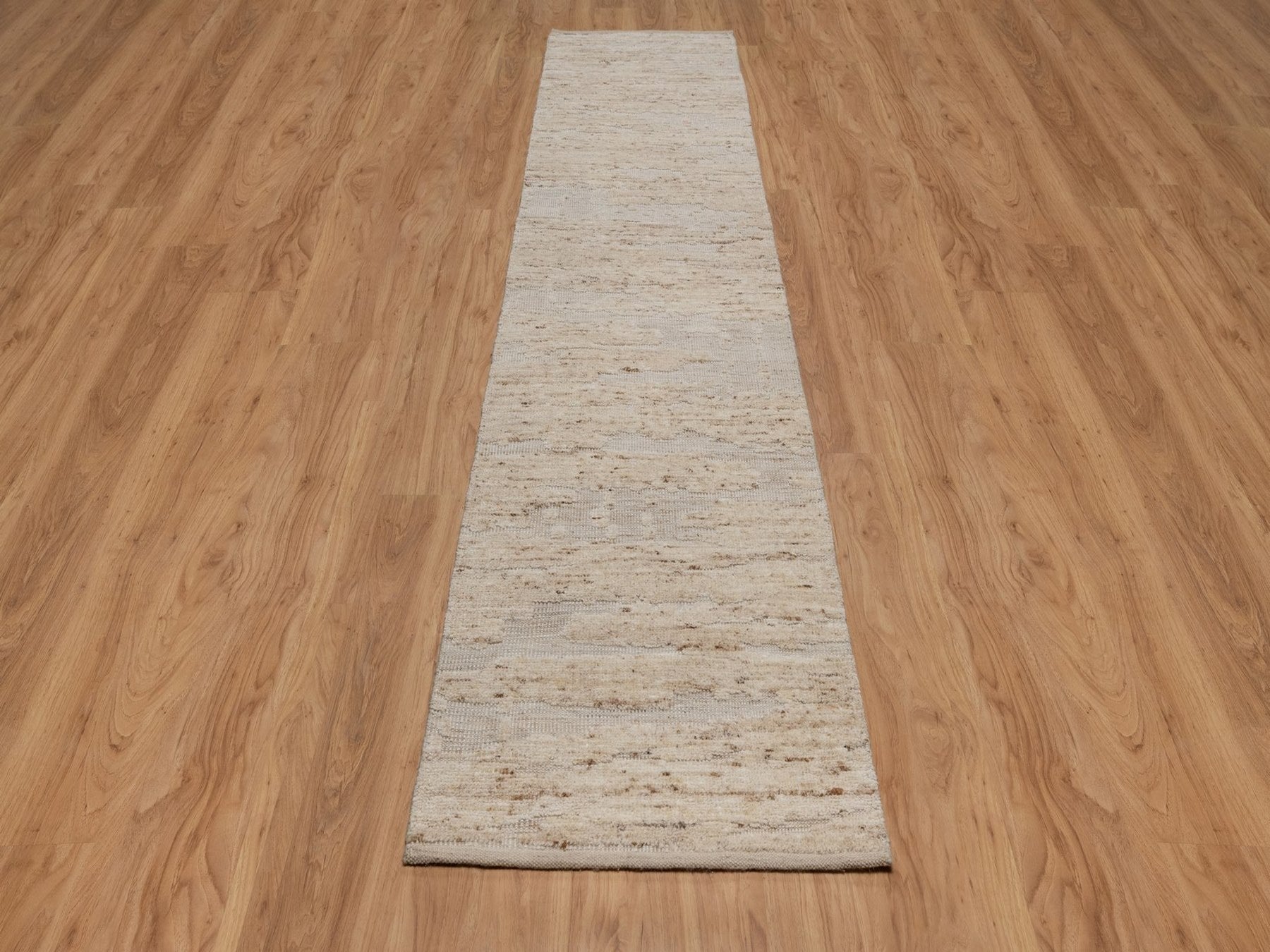 Modern / Contemporary hand-knotted wool runner in Ivory, 2'8" x 12'1" — SKU O092397 (view 2)