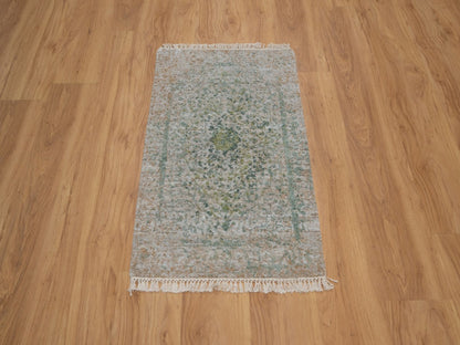 Green 2'0" x 3'1" Modern and Contemporary Hand knotted Wool/Silk Rug - Sku: O092399