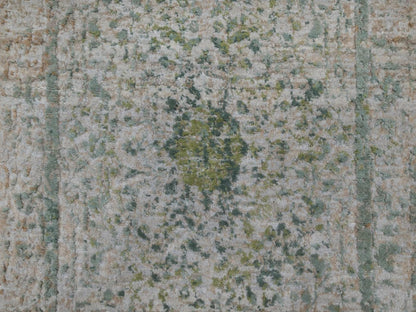 Green 2'0" x 3'1" Modern and Contemporary Hand knotted Wool/Silk Rug - Sku: O092401