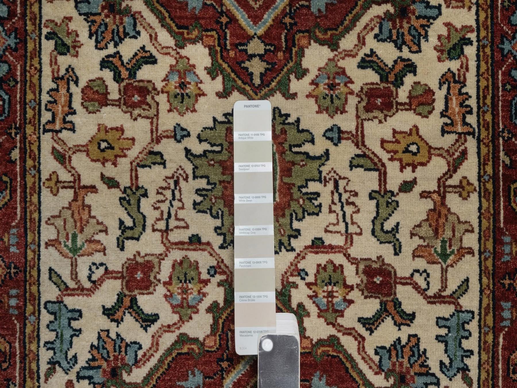 Heriz Heriz hand-knotted wool runner in Ivory & Red, 2'7" x 12'1" — SKU O092404 (view 4)