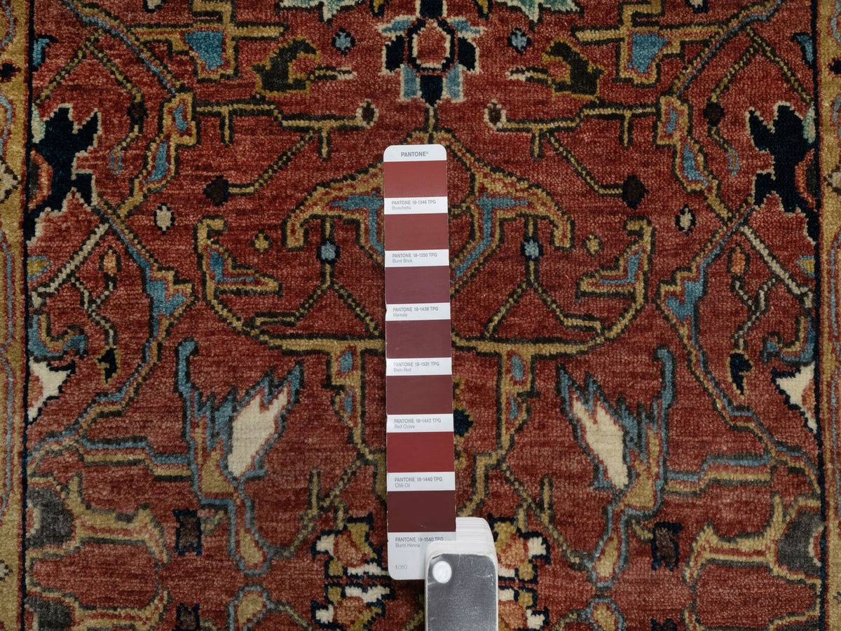 Heriz Heriz hand-knotted wool runner in Red & Gold, 2'8" x 10'1" — SKU O092406 (view 4)