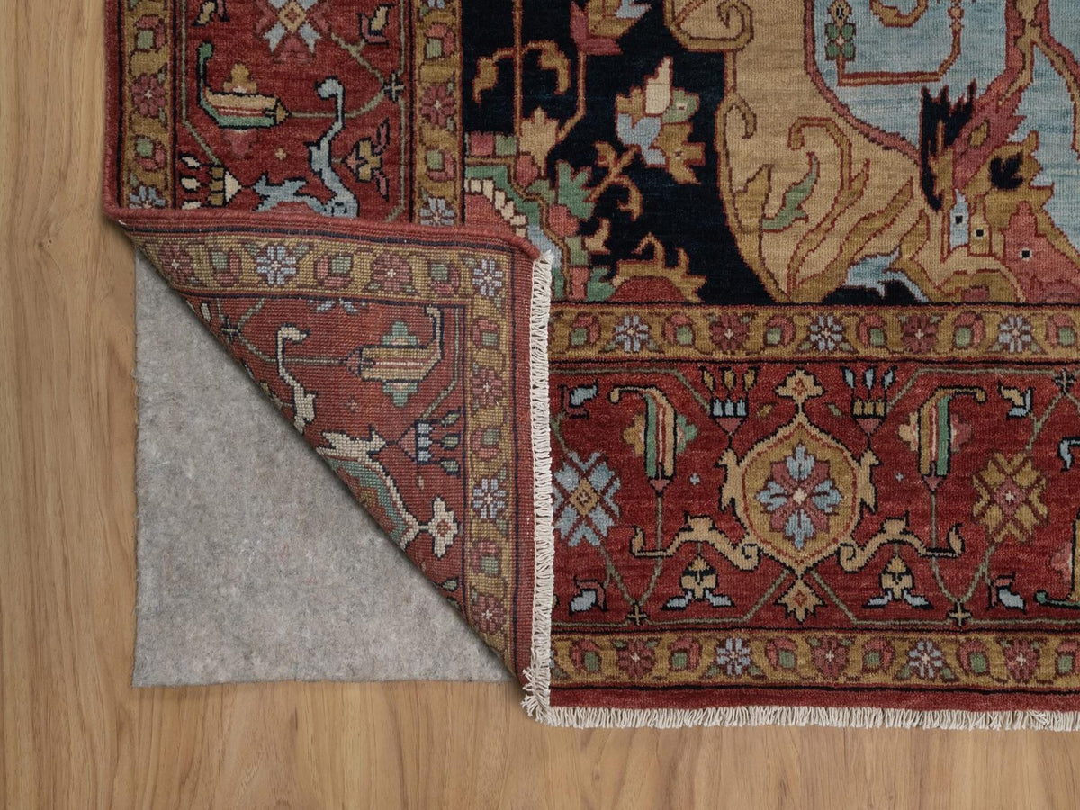 Heriz Heriz hand-knotted wool rug in Red, 8'11" x 12'1" — SKU O092423 (view 4)