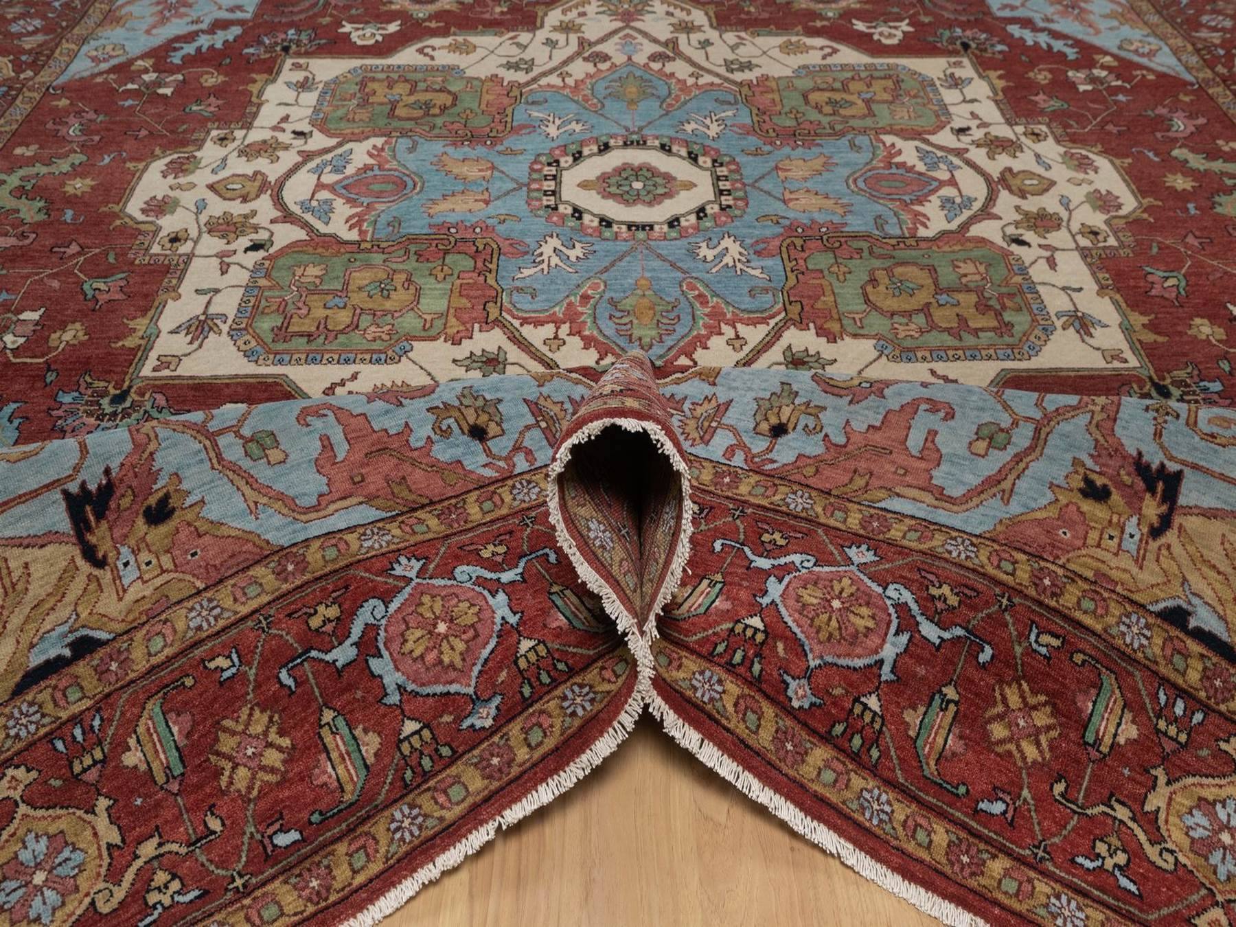 Heriz Heriz hand-knotted wool rug in Red, 8'11" x 12'1" — SKU O092423 (view 5)
