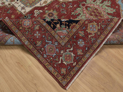 Heriz Heriz hand-knotted wool rug in Red, 8'11" x 12'1" — SKU O092423 (view 6)