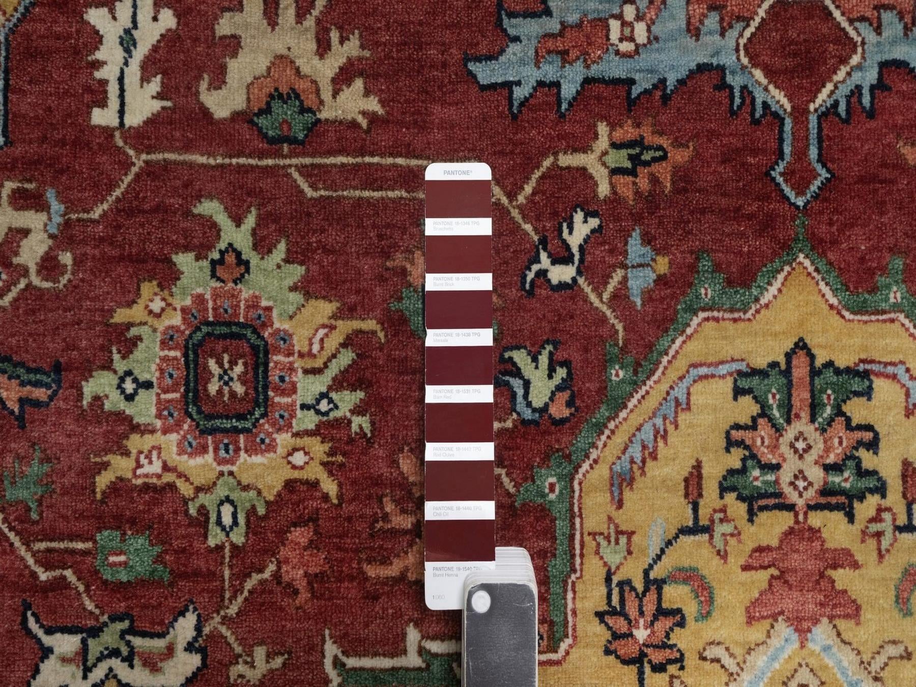Heriz Heriz hand-knotted wool rug in Red & Ivory, 8' x 10'1" — SKU O092425 (view 7)