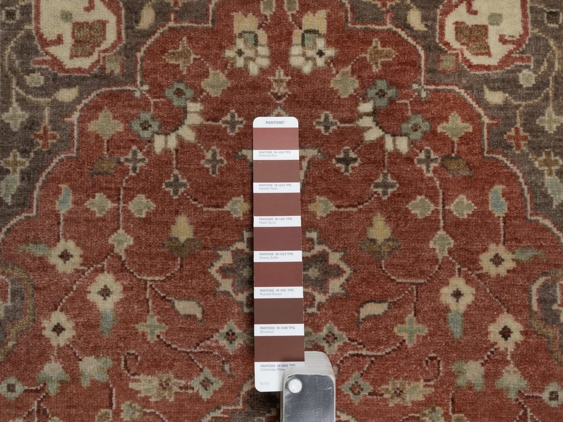 Tabriz Fine Oriental hand-knotted wool rug in Red & Brown, 2'11" x 5'1" — SKU O092437 (view 4)