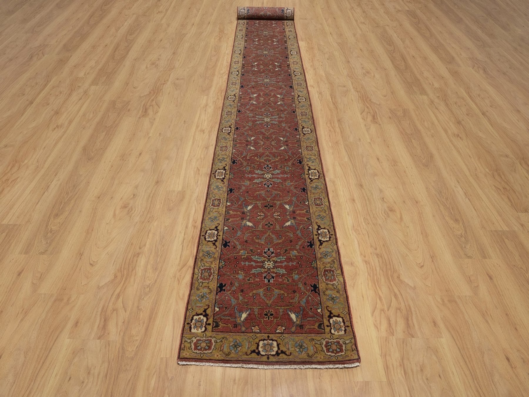 Red 2'8" x 22'1" Heriz Hand knotted Wool Rug - Sku: O092453