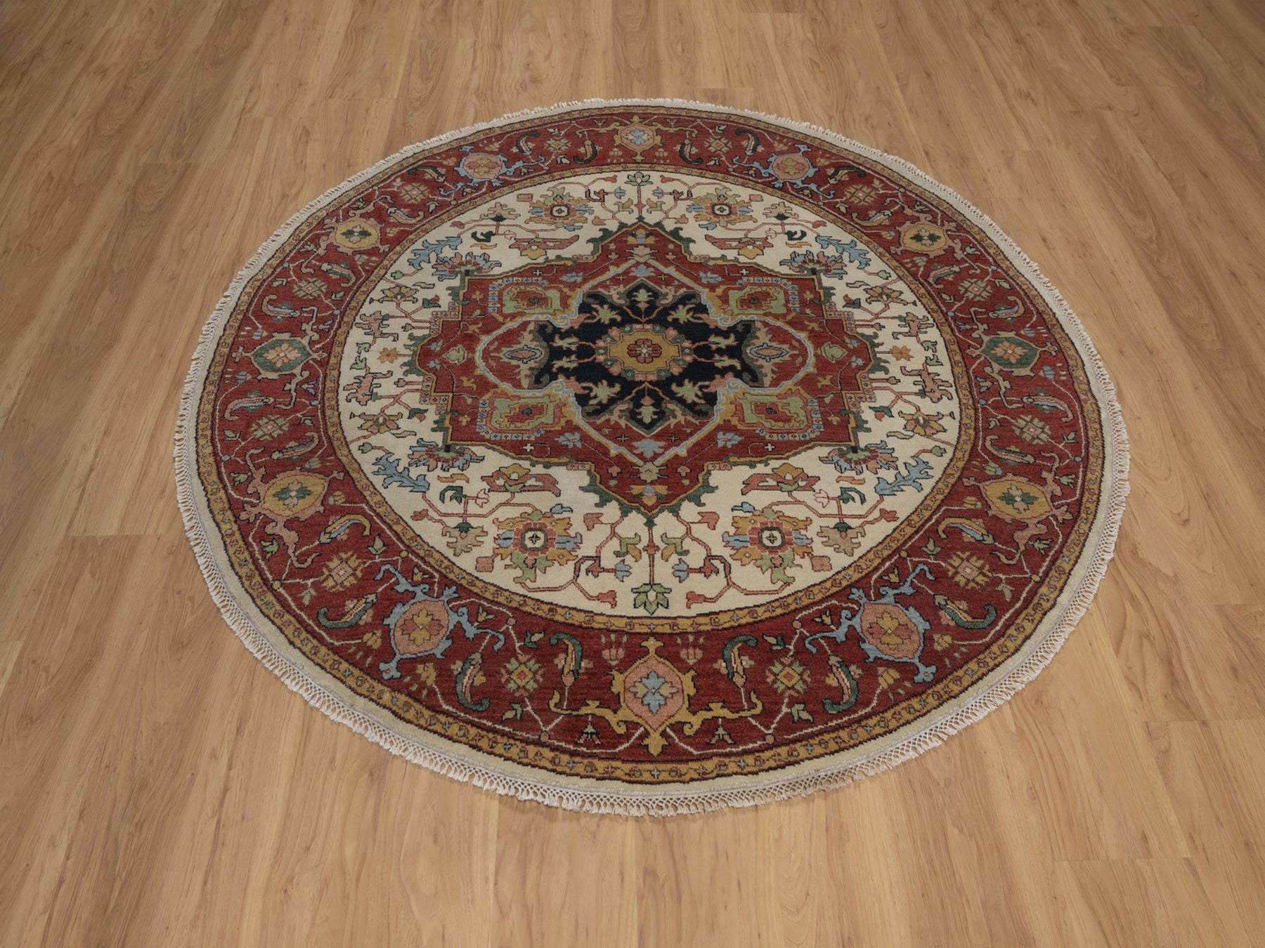 Ivory 5'10" x 10'10" Heriz Hand knotted Wool Rug - Sku: O092454
