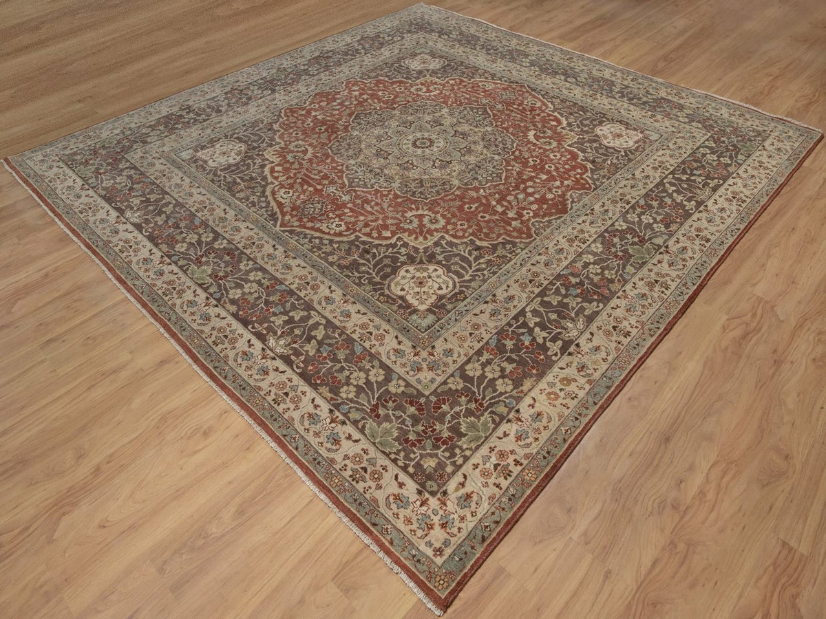 Tabriz Fine Oriental hand-knotted wool rug in Red & Brown, 9'11" x 10'4" — SKU O092460 (view 3)