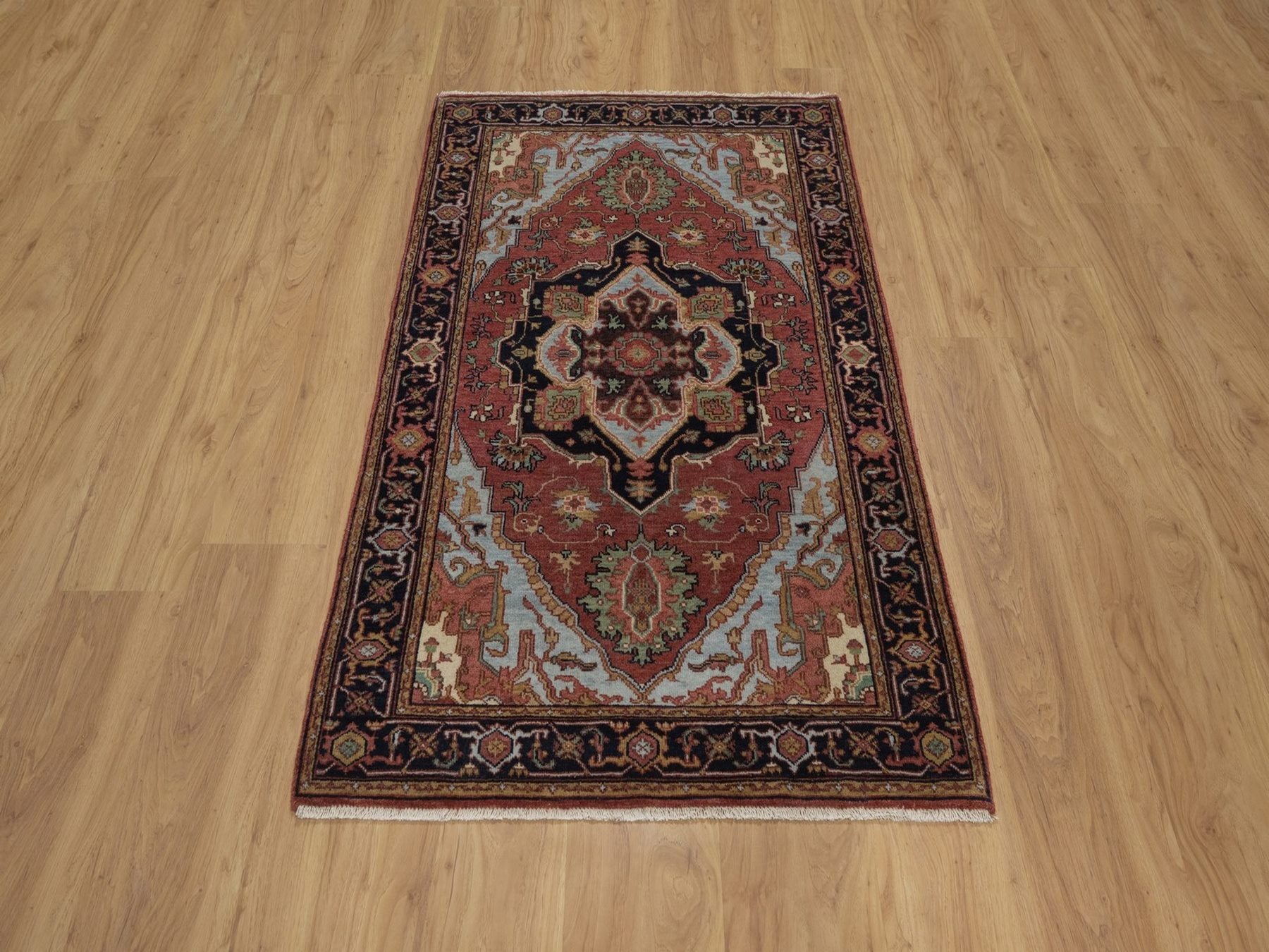 Heriz Heriz hand-knotted wool rug in Red & Midnight Blue, 3' x 5'3" — SKU O092461 (view 2)
