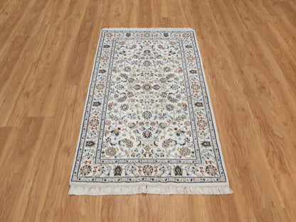 Ivory 3'0" x 5'2" Fine Oriental Hand knotted Wool/Silk Rug - Sku: O092467