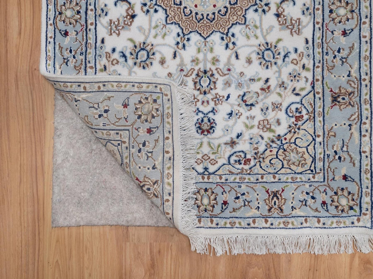 Nain Fine Oriental hand-knotted wool/silk runner in Ivory & Light Blue, 2'9" x 18'4" — SKU O092478 (view 3)