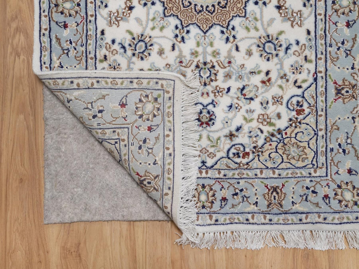 Nain Fine Oriental hand-knotted wool/silk runner in Ivory & Light Blue, 2'8" x 18'5" — SKU O092496 (view 3)