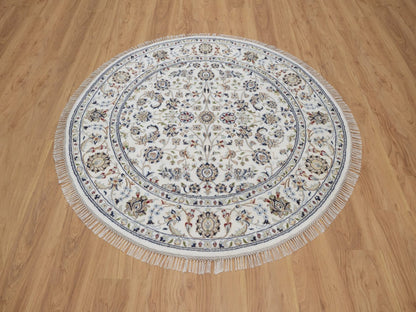 Ivory 5'2" x 5'2" Fine Oriental Hand knotted Wool/Silk Rug - Sku: O092504